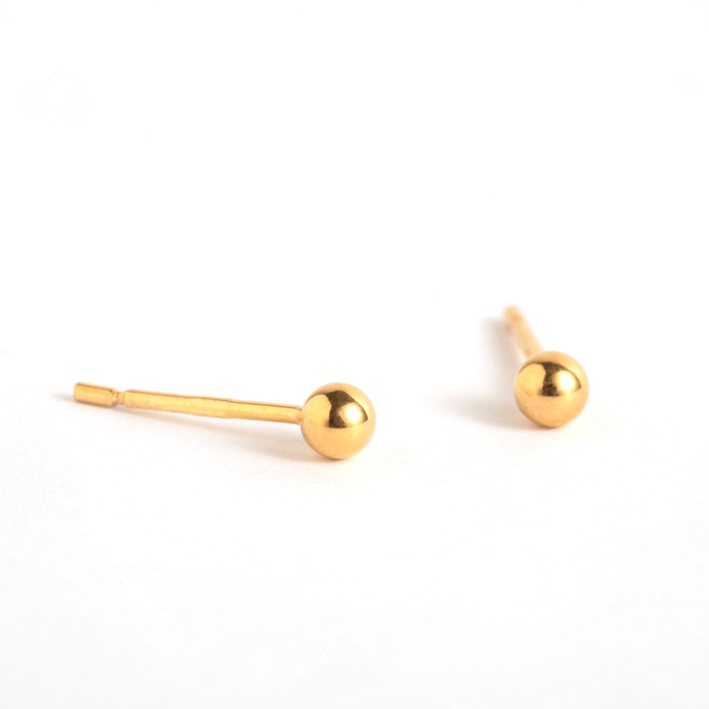 CRUX gold studs