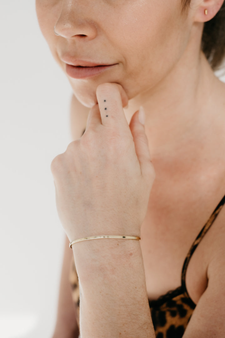 CRUX gold bangle