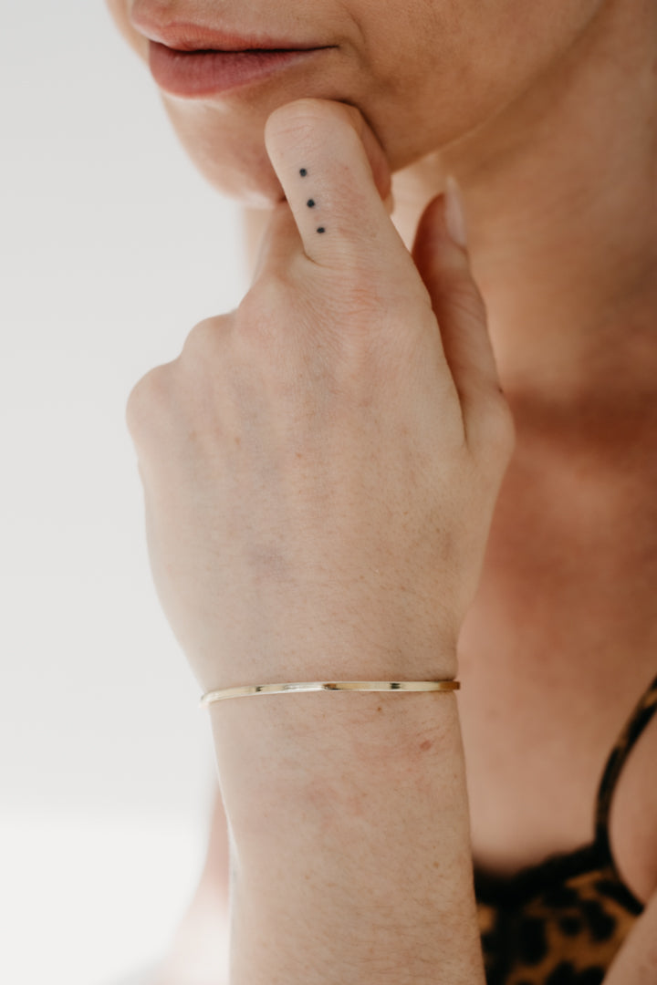 CRUX gold bangle