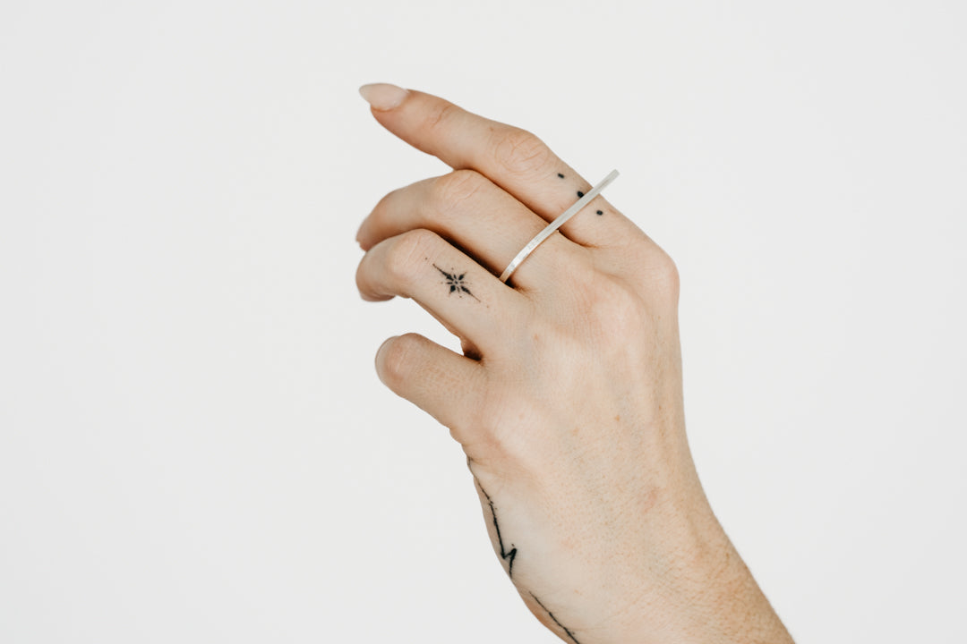 CRUX sterling silver hori ring- Midi